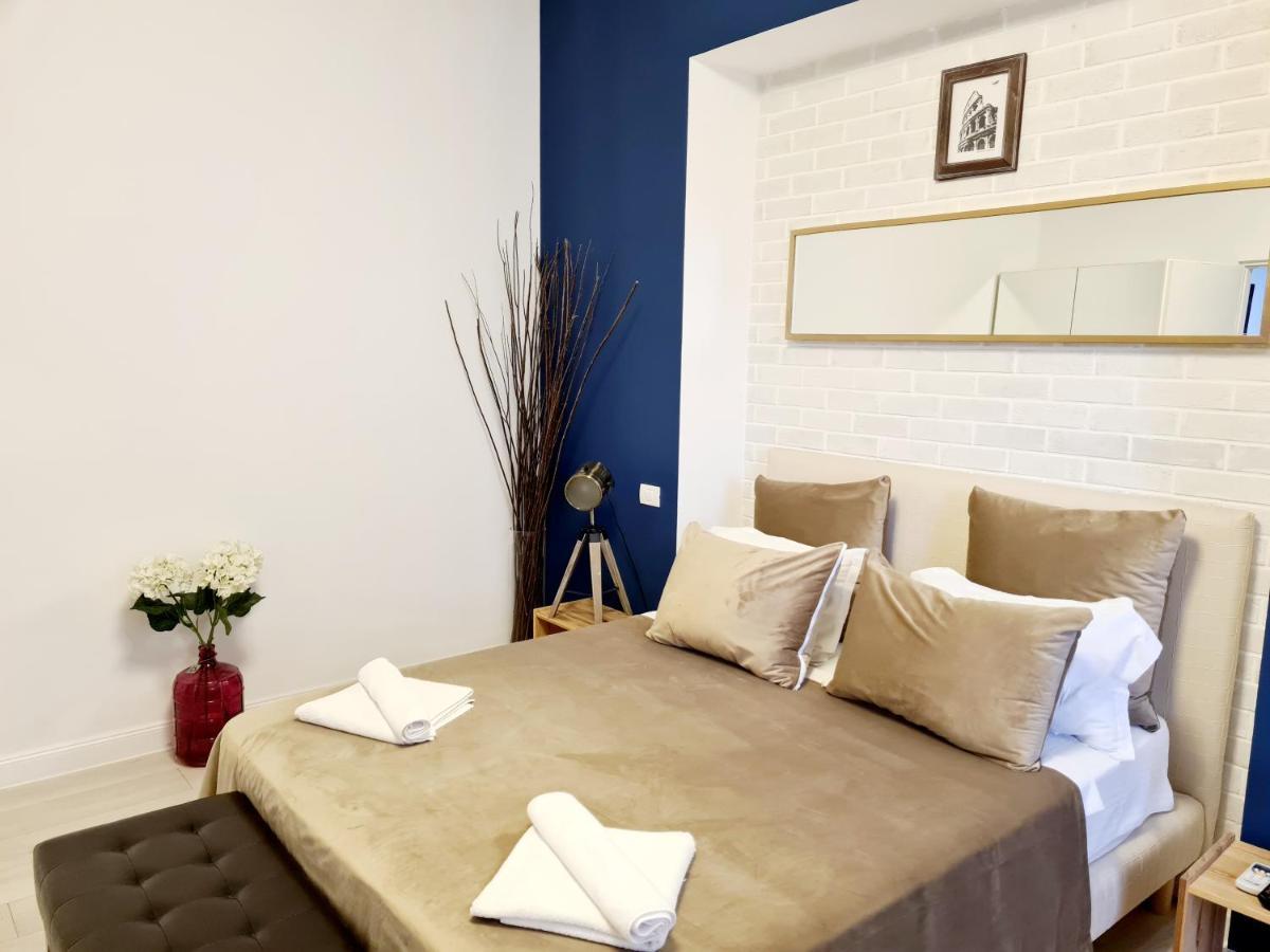 Metropole Apartments - Old City ブカレスト 部屋 写真
