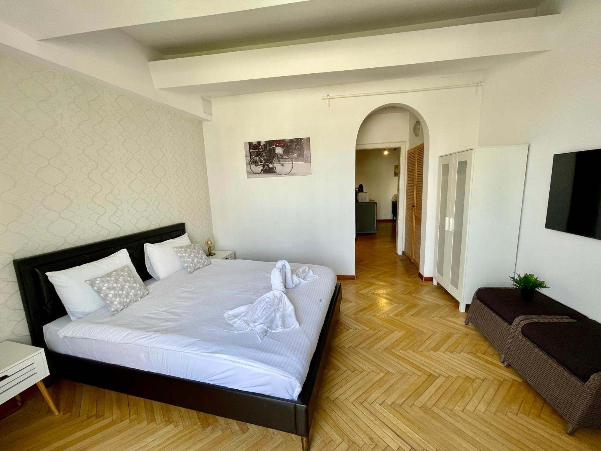 Metropole Apartments - Old City ブカレスト エクステリア 写真